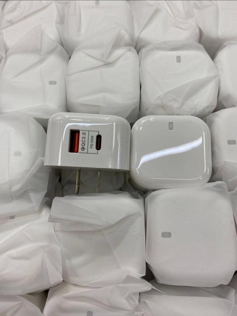 20W Dual USB Fast Charger, UK Standard, Compatible with Apple iPhone 15