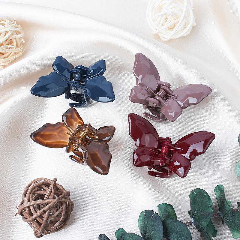 

Korean-Style Butterfly Claw Clip for Elegant Ponytails and Braids - Celebrity Trend