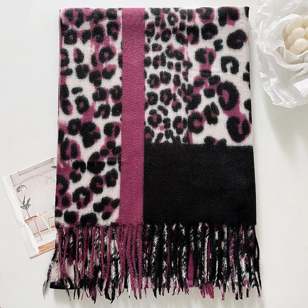 Autumn and Winter New Leopard Print Scarf Women Warm Versatile Scarf Comfortable Stylish Shawl