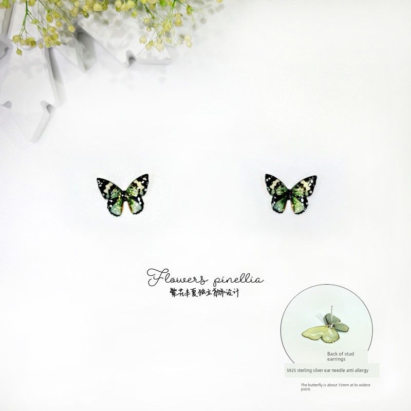 

Small Butterfly 15mm Earrings Collection S925 Sterling Silver Anti-Allergy Exquisite Cute and Compact Three-Dimensional Earring Gift Pair of Retro Green Stud Earrings