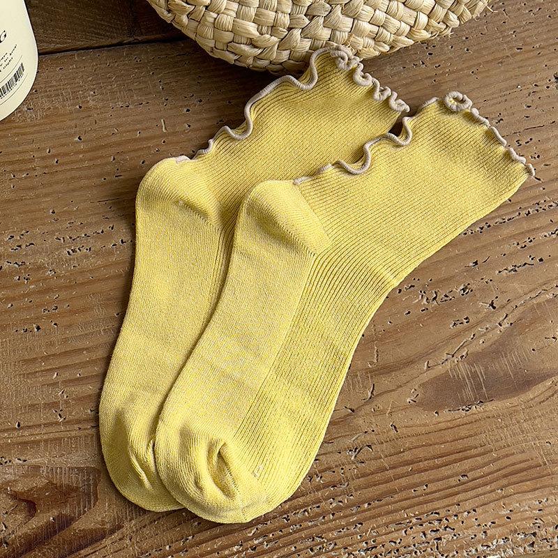 Black Fungus Lace Socks for Women, Mid-calf Socks for Spring and Autumn, Coffee-colored Socks for Autumn and Winter