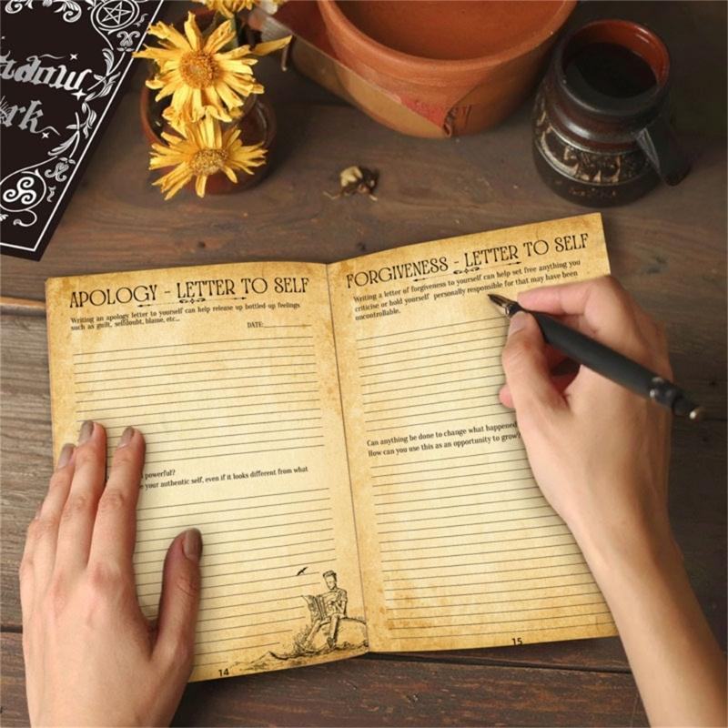 Mystisches Notizbuch im Stil der dunklen Ästhetik mit 42 Blättern für tägliches Journaling und spirituelle Reflexion