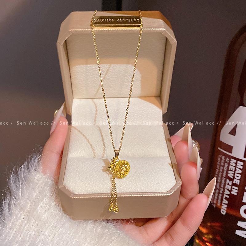 Guofeng Hollow Lucky Bag Necklace Women's Light Luxury Niche Design Collarbone Chain Fashion Sweater Chain