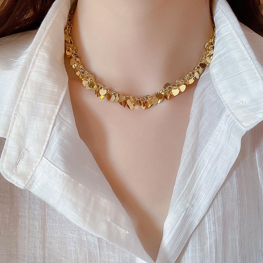 Minimalist Multi-Layer Stackable Clavicle Necklace - Trendy, Versatile Design for Women