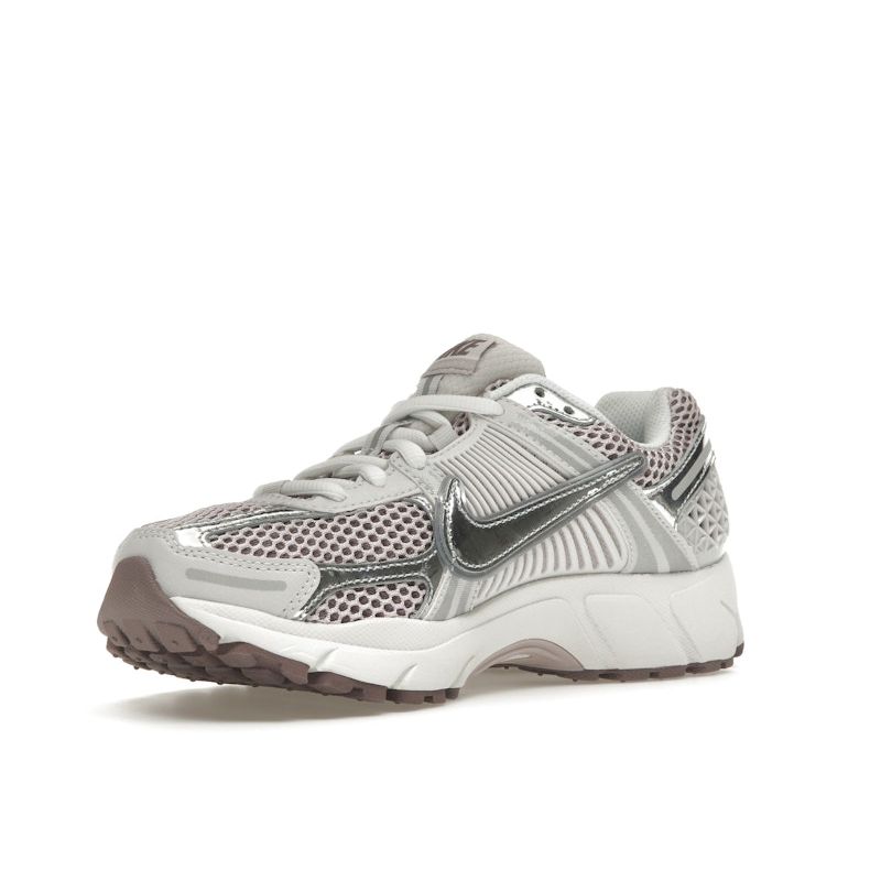 Nike  Air Zoom Vomero 5 Chrome Platinum Violet Women Sneakers Cream Vast-Grey Metallic-Silver HV6417-001