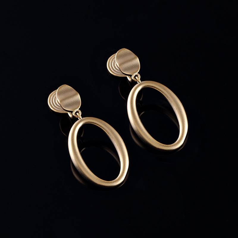 

Minimalist Oval No-Pierce Gold-Plated Hypoallergenic Stud Earrings