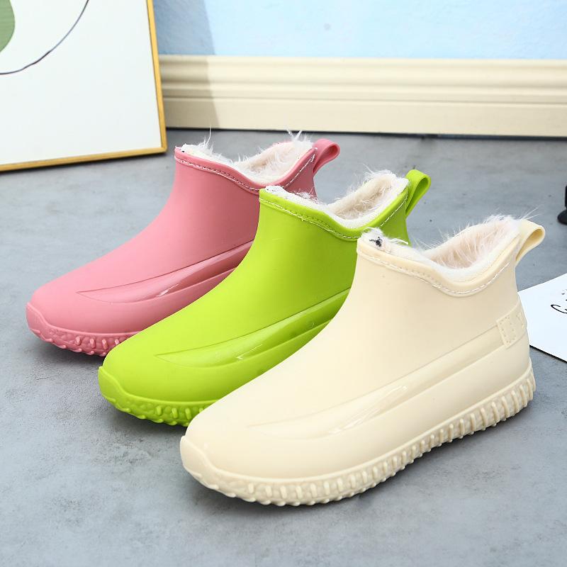 Fashion Rain Shoes Women's Fashion Adult Short Rain Boots Wear Non-slip Water Shoes Velvet Cotton Kitchen Short Rubber Shoes Low Tube