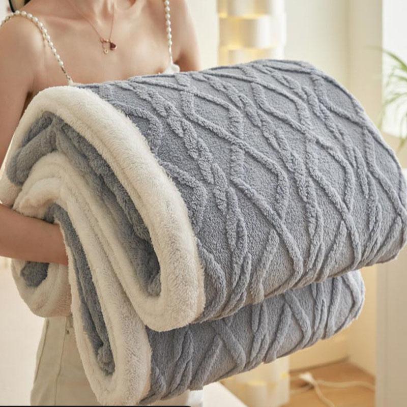 Winter Blanket Taffeta Office Sofa Nap Leisure Blanket Double-Sided Velvet Jacquard Coral Velvet Warm Bed Blanket