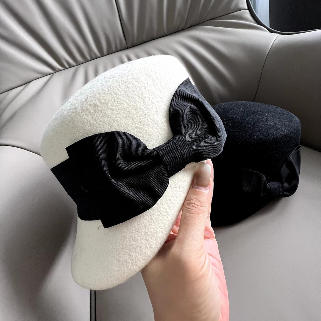 Qianjin Xiaoxiang Stil süße Schleife Woll-Entenmütze Damen Filzhut High-End Barett Ausländischer Stil Französischer Zylinder