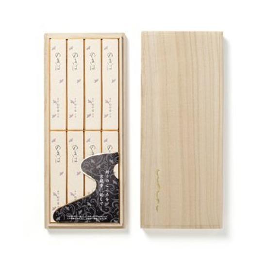 

Shoeido Gift Incense Stick Nokiba in paulownia box