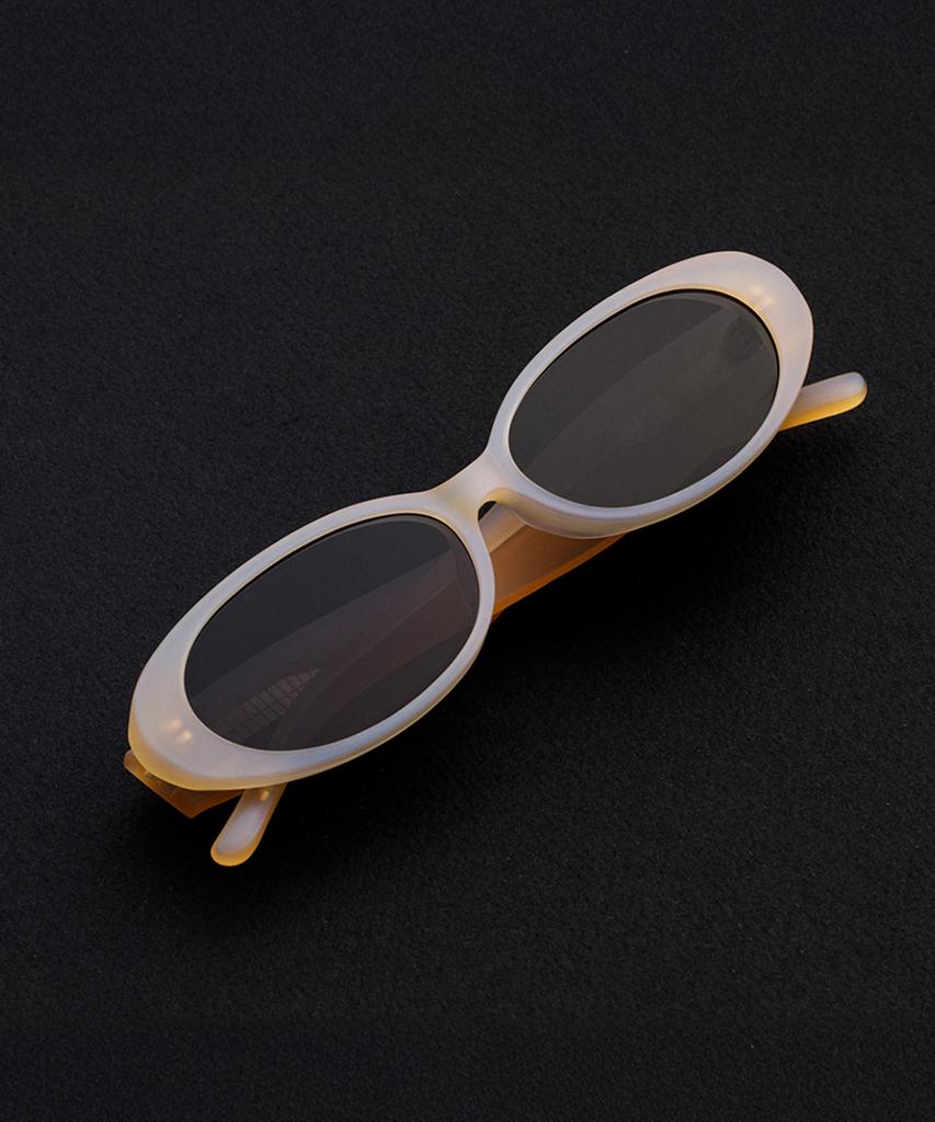 Maeteupeojeu Cy-131 Acetate Sunglass Ivory