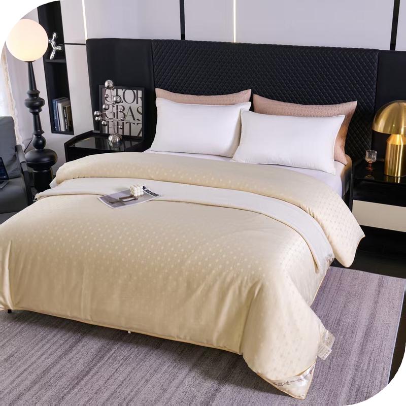 Southern Life Jiangnan Frühling Seidenraupe Gold Jacquard Steppdecke