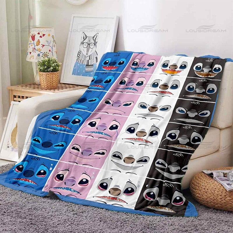 Fashion Animated Couple Blankets Cute Cartoon Pet Pattern Thin Blankets Flannel Portable Home Travel Office Blankets