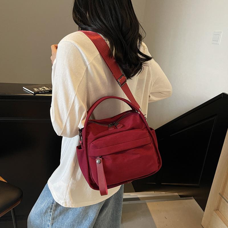 Casual lightweight versatile small square bag women's 2025 new fashion shoulder messenger bag handbag