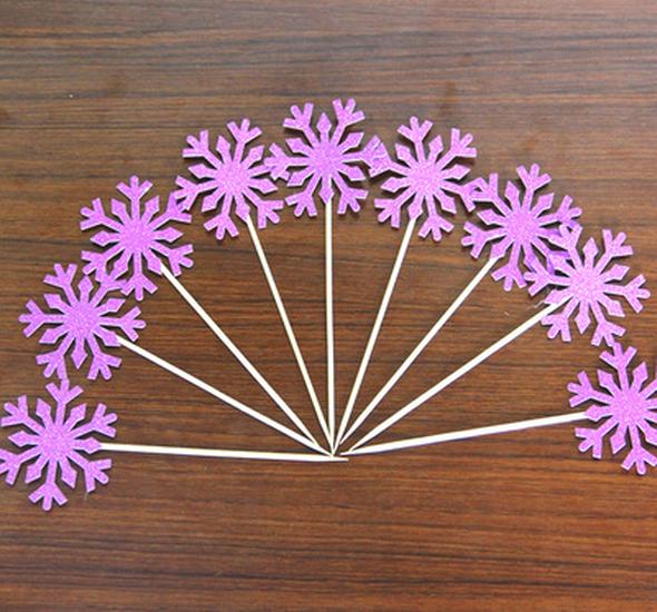 Snowflake Christmas Cake Toppers - Cupcake Decoration Picks and Dessert Table Accessories