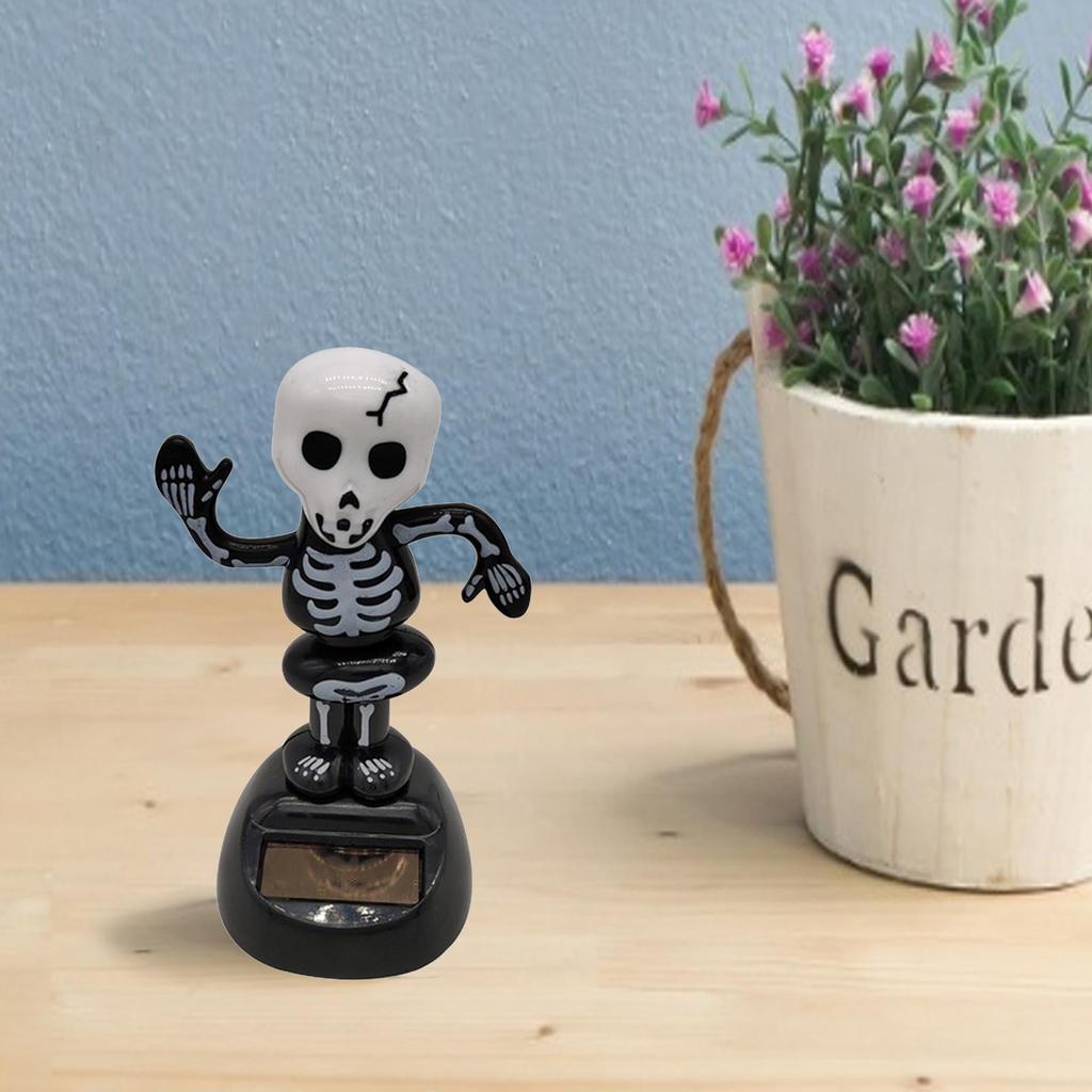 Nowy Prezent na Halloween Wysokiej Jakości Solarna Kreatywna Parodia Kołysząca Się Lalka Potrząsająca Głową Dekoracja Samochodu Produkty do Wnętrza Samochodu