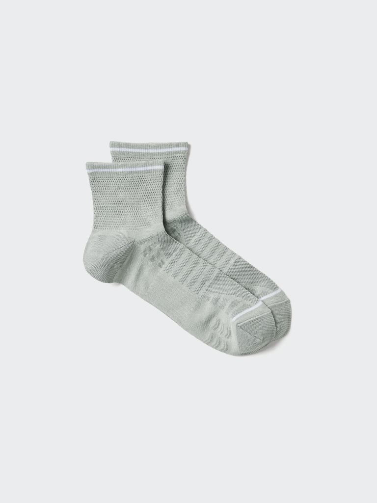 Uniqlo Sports HAlf Socks A