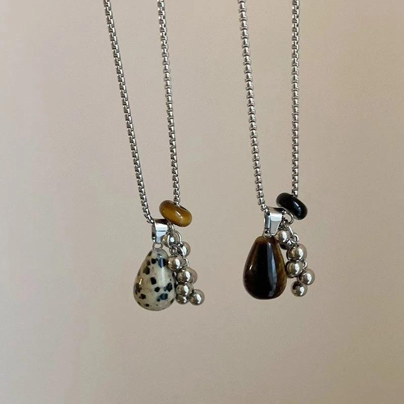 Y2K Vintage Spotted Tiger Eye Stone Irregular Pendant Necklace for Women Long Chain Girls Charm Aesthetic Jewelry Accessories