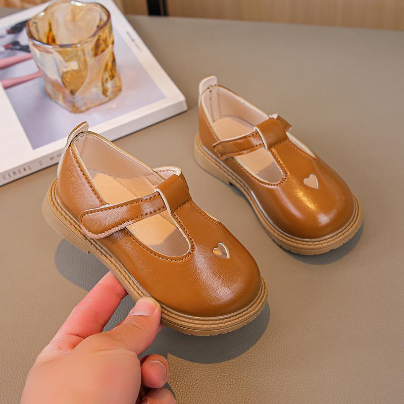 

Girls Princess Leather Shoes Toddlers Baby Kids Flats T-strap Cut-outs with Heart Hollow Cute Sweet Soft Spring Autumn New 21 коричневый