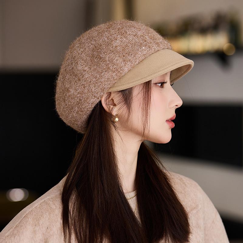 Autumn and Winter Knitted Beret Female Painter Hat Cold and Warm Cap