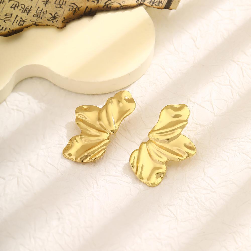 Temperament Retro Vertical Striped Stud Earrings High-Grade Stainless Steel Hollow Love Butterfly Earrings Women'S Niche Earrings