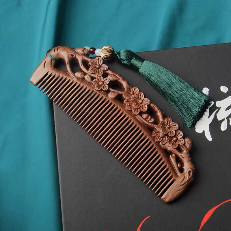 Black Gold Sandalwood Double-Sided Carved Women's Comb - Smooth Hair Care and Meridian Massage Portable Wooden Comb