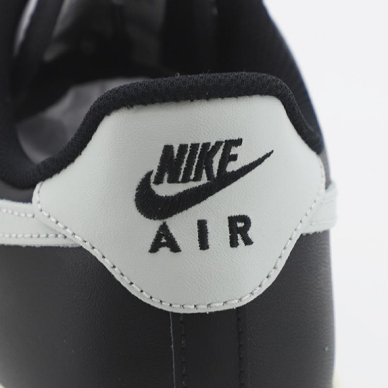 Nike Air Force 1 07