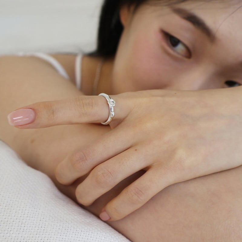 World Line Dewdrop flower ring