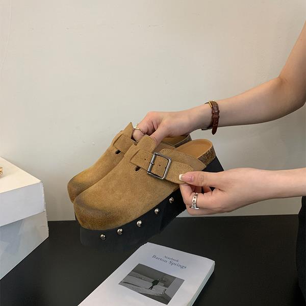 

Women s Genuine Leather Shoes Ladies Slippers Cover Toe Platform Med Loafers Pantofle Flat Rubber Slides PU Retro Buckle S 36