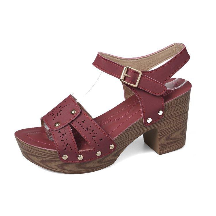 

Large size wedge heel one-word buckle sandals summer square heel hollow heightened open-toed beach women s shoes 43 розы красного