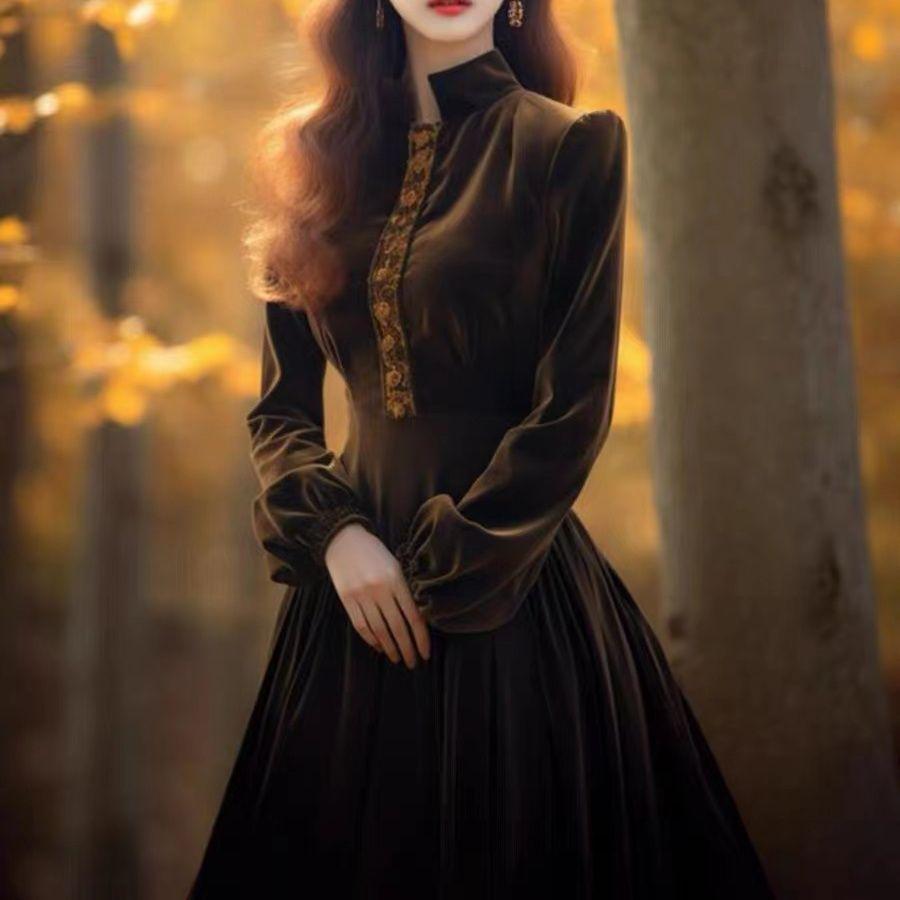 

Korean Style Chic Age-Reducing Gold Velvet Long-Sleeve Dress - 2025 Autumn/Winter Collection S