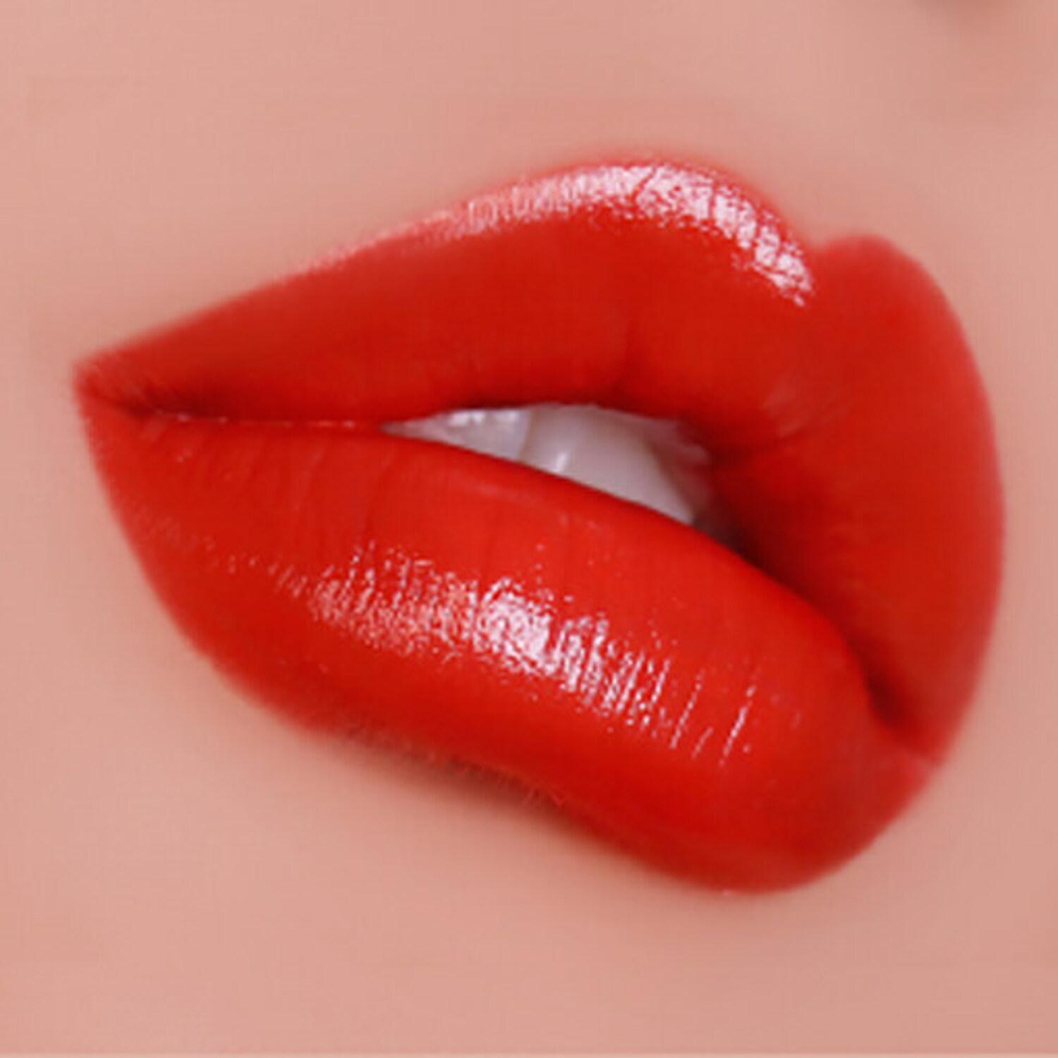 

Holika Holika Heart Crush Губная помада (плавление) RD04 Take Me