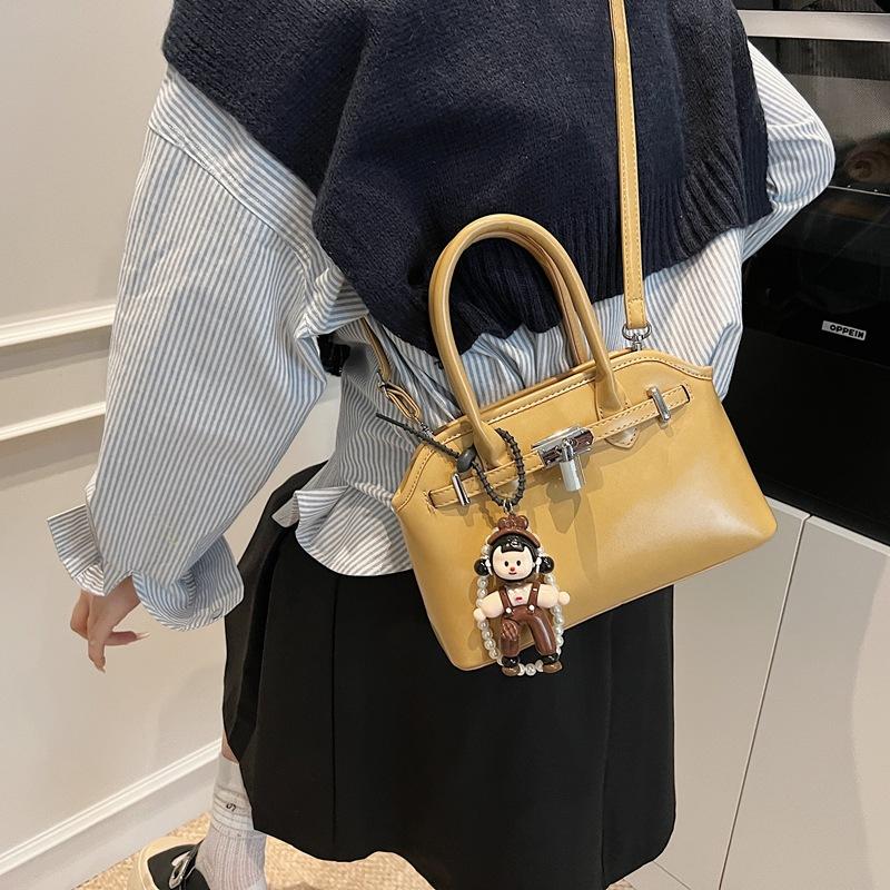 Tote bag women's large capacity 2025 new spring and summer casual messenger bag versatile fashion high sense portable commuter bag