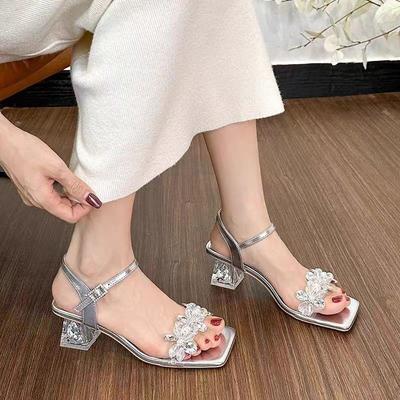 Calzado para mujer – Sandalias