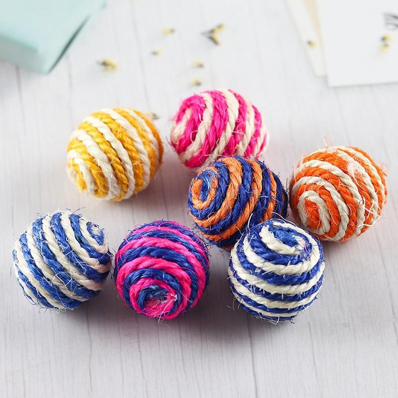 Catnip Mouse Teaser Toys: Scratch & Bite Resistant, Self-Playing Teething Toys for Cats