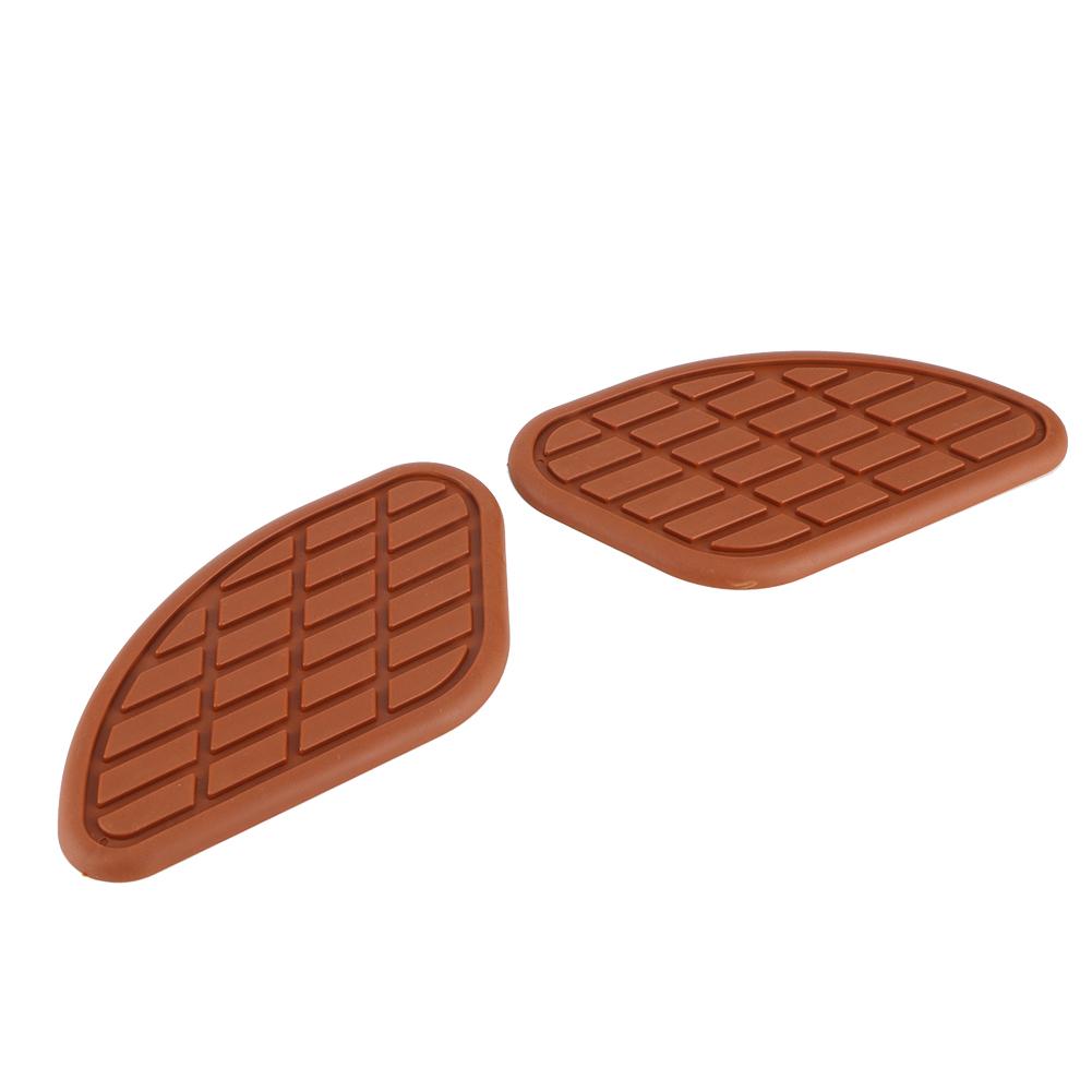 Pair of Motorcycle Fuel Tank Traction Pad Protector Vintage Universal Knee Grip DecalsBrown