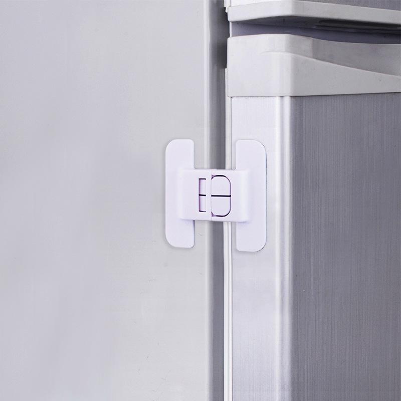 Child Safety Refrigerator Lock to Prevent Baby from Tampering with Water Dispenser and Ensure Door Closure.