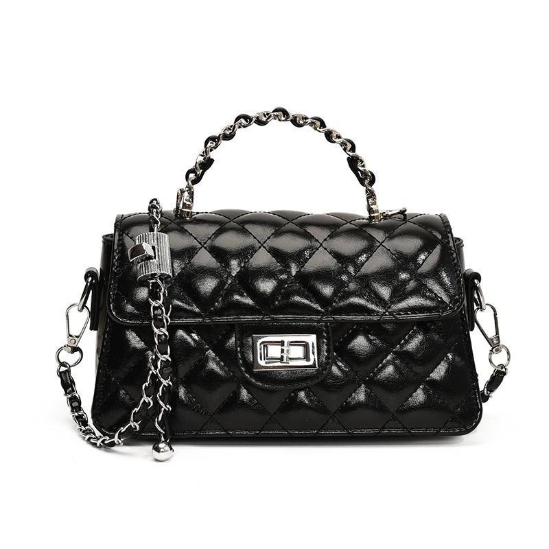Rhombus Lock Chain Crossbody Bag 2025 New Simple Xiaoxiangfeng Handbag Versatile Shoulder Small Square Bag