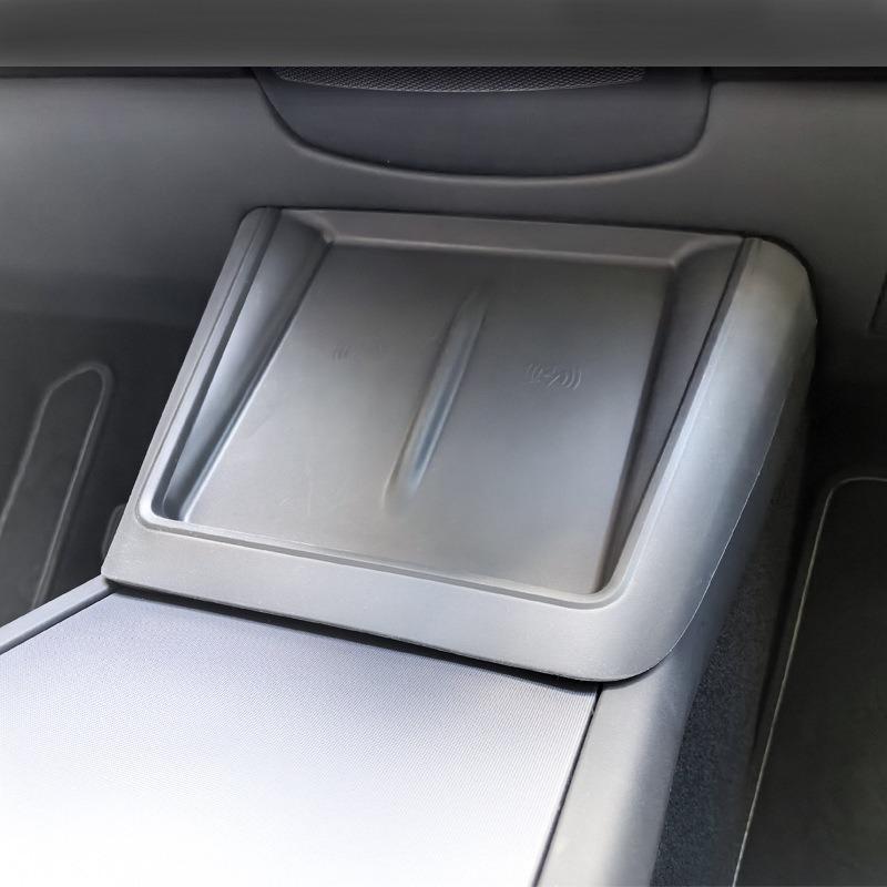 Car Central Control Wireless Charging Pad for Tesla Model Y Juniper 2025 Anti-Skid Silicone Cover Mat Auto Interior Accessories