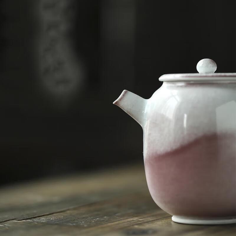 Hand-Thrown Stream Red Ceramic Master s Teapot