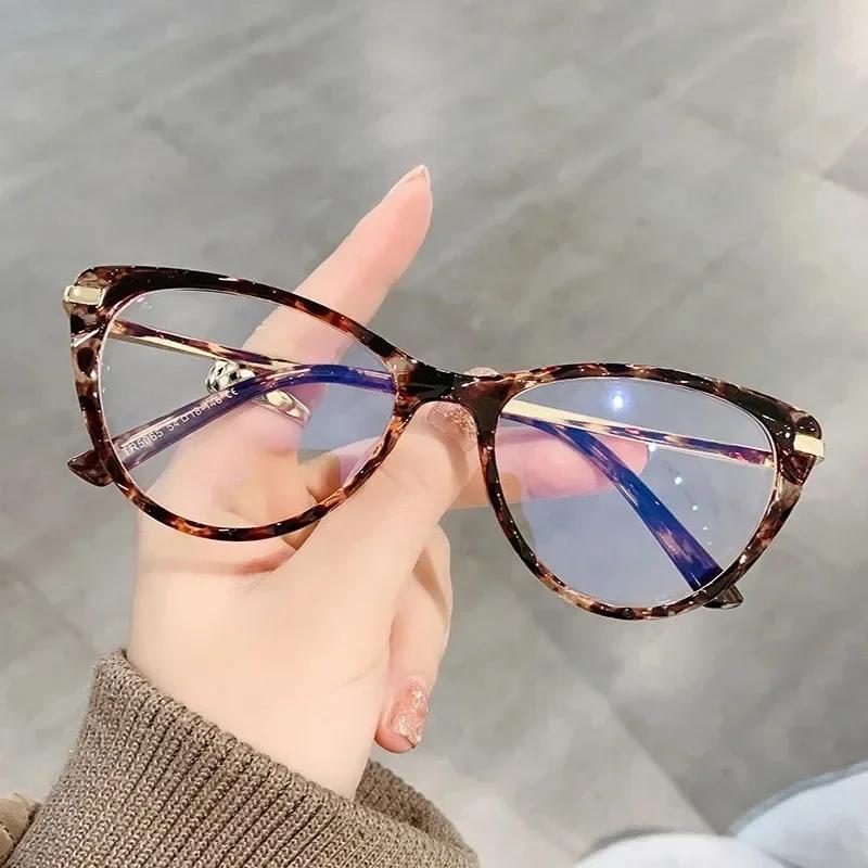 New Sexy Cat Eye Glasses Women Anti Blue Light Transparent Eyewear Brand Designer Vintage Clear Eyeglasses Optical Frame Oculos
