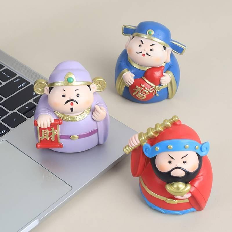 Adorable Resin Car Decorations Lucky Wealth God Figures Cartoon Style Stress Reliever