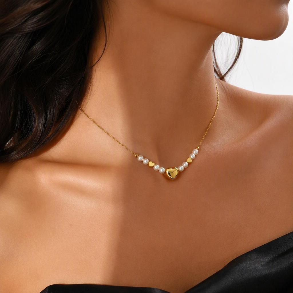 French Heart Metal Textured Freshwater Pearl Patchwork Clavicle Necklace - Stainless Steel, Gold-Plated, Niche Fashion, European & American Style