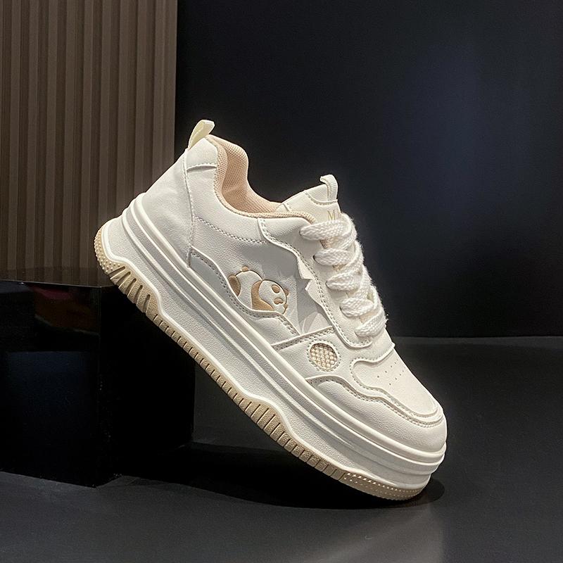 fashion Women's Sports Shoes Autumn Comfortable Fashion Thick Bottom Casual Sneakers