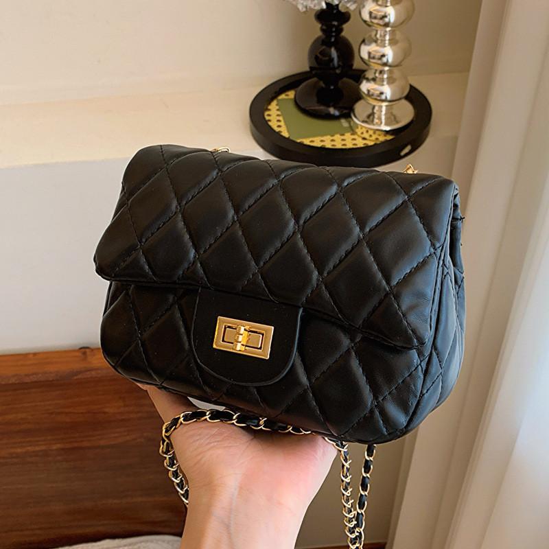 2024 Spring Collection Stylish Embroidered Small Square Bag чёрный