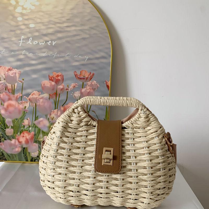 

Trendy Summer Straw Woven Crossbody Beach Bag - Stylish Handbag for Women бежевий