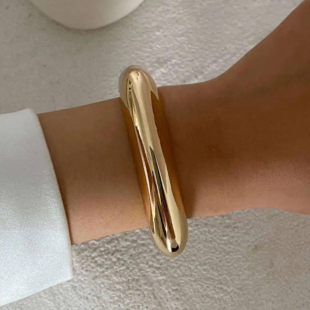 Ingemark 4 Styles Exaggerated Large Resin Acrylic Wide Bangles Women New Trend Thick Irregular Arm Bracelets Daily Y2K Jewelry