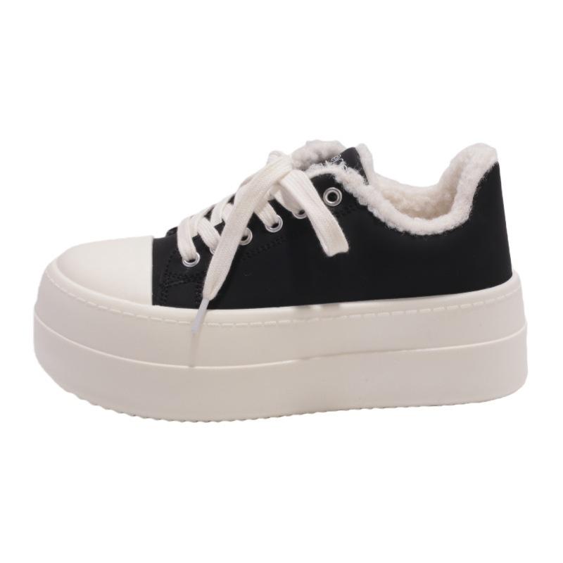 Fleece thick-soled big-headed bread shoes 22 autumn and winter new warm round-headed board shoes ugly and cute casual cotton shoes