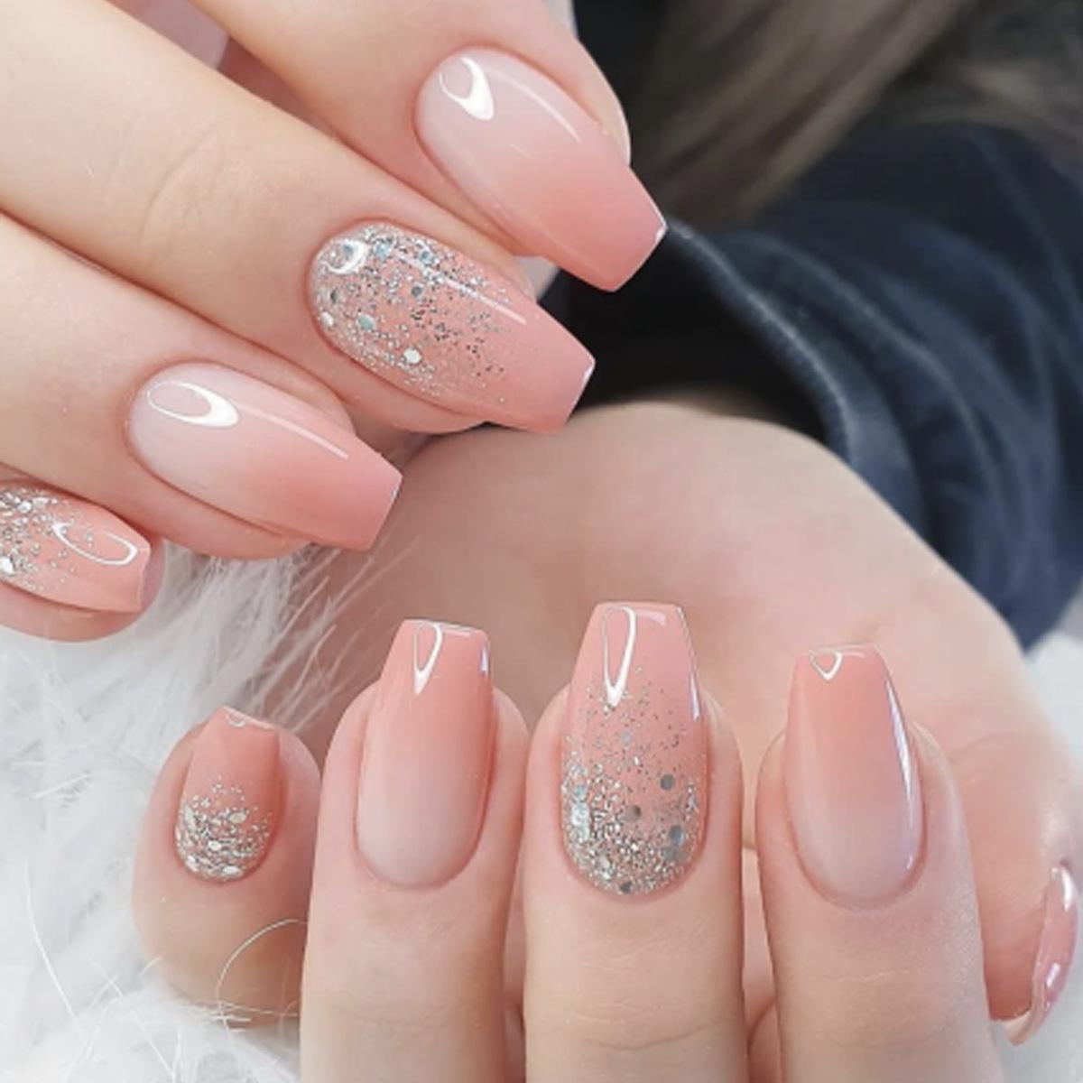 

Ballet Pink Gradient Glitter Wearable False Nails