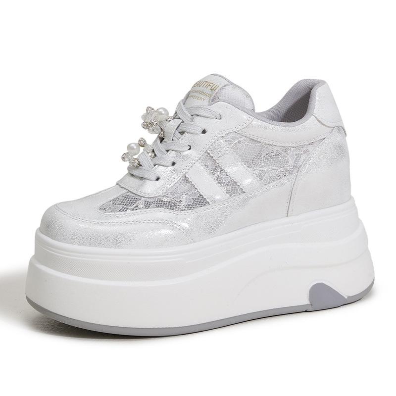 Platform white shoes women's 2025 summer new hollow breathable mesh sandals fashionable versatile inner height increase women's shoes